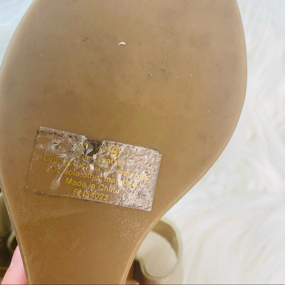 Banana Republic Champagne Colored Strappy Wedges